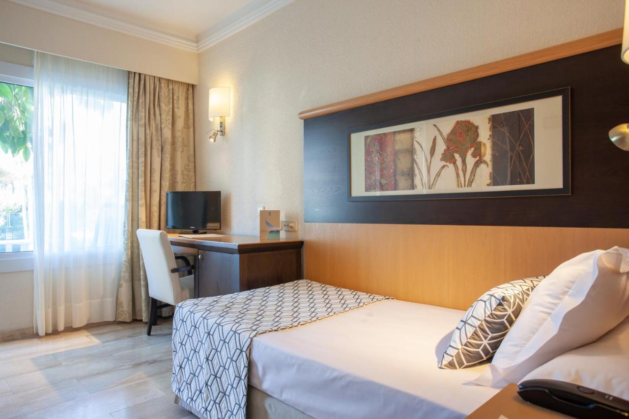 Superior Single Room